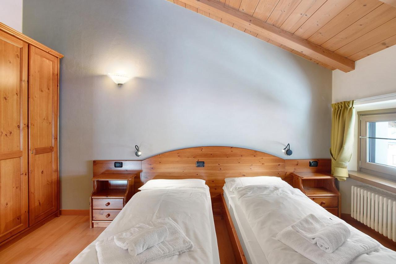 Chalet Anna Botton D'Oro リヴィーニョ エクステリア 写真