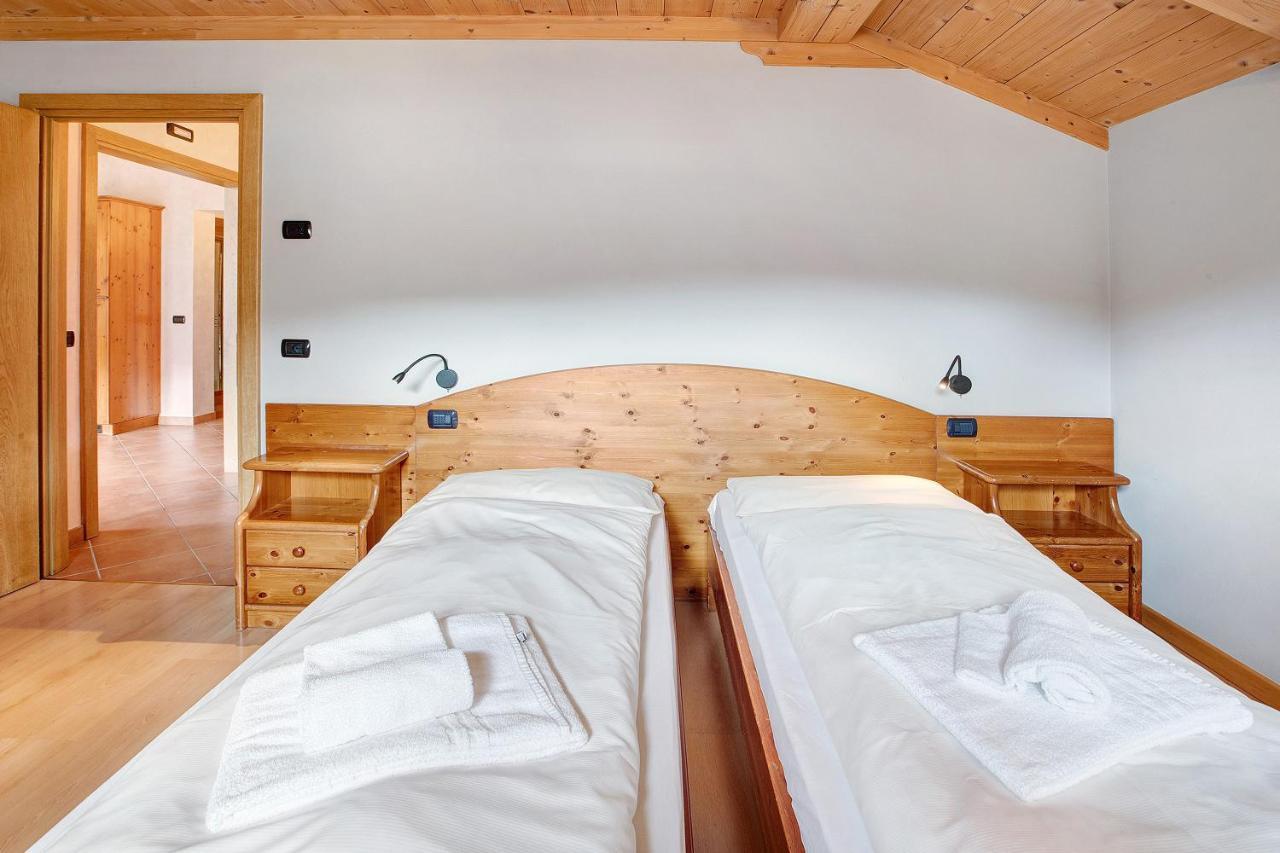 Chalet Anna Botton D'Oro リヴィーニョ エクステリア 写真