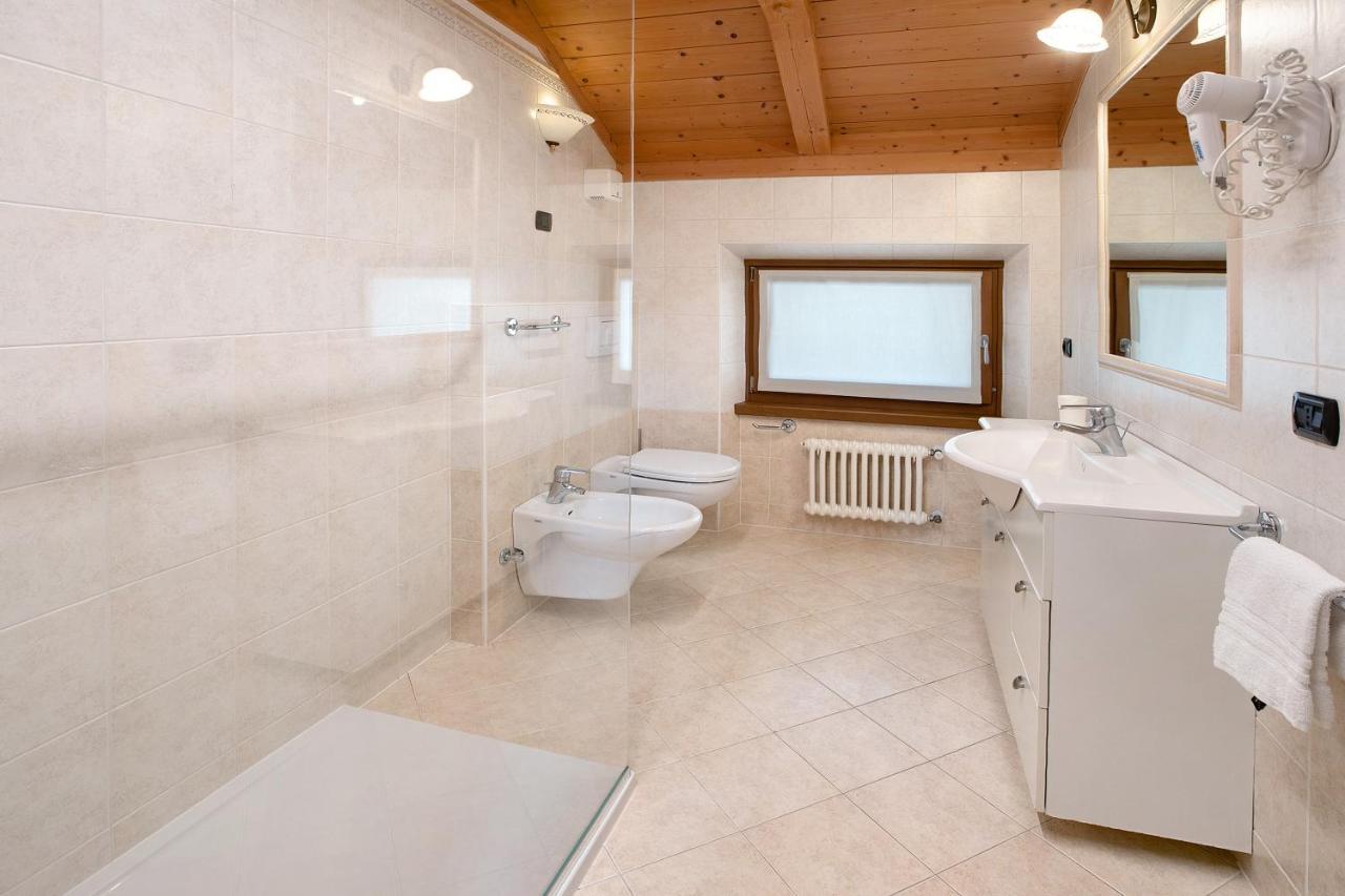 Chalet Anna Botton D'Oro リヴィーニョ エクステリア 写真